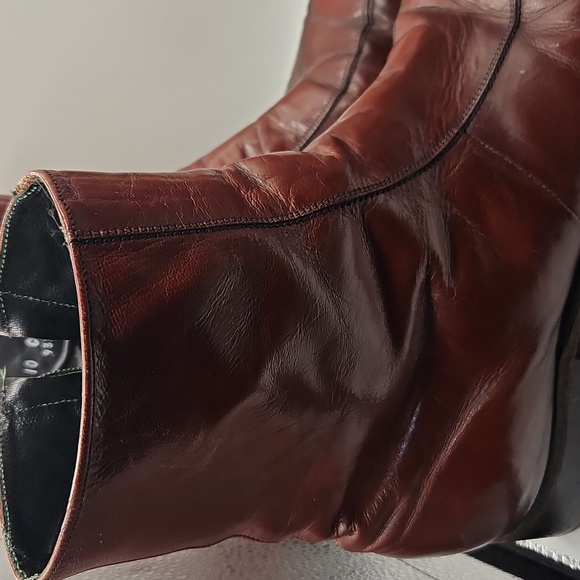 Vintage Brown Leather Florsheim Chukkas - Picture 12 of 14